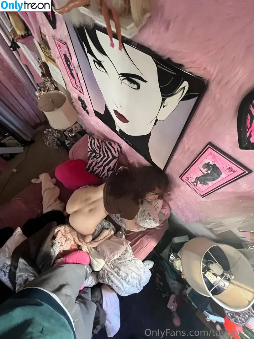 Taytay73 nude photo #0030 (tayatheslayyah / tayytheslayy)