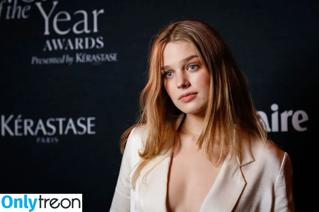 Teagan Croft nude photo #0051 (teagancroft)