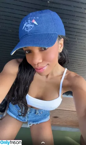 Teala Dunn / tlyteala / ttlyteala nude photo #0488