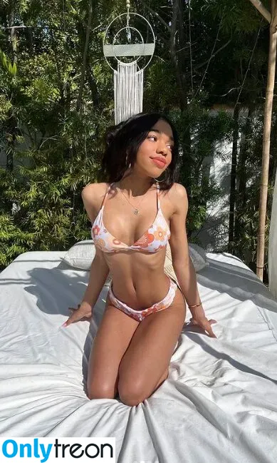 Teala Dunn nude photo #0003 (tlyteala / ttlyteala)