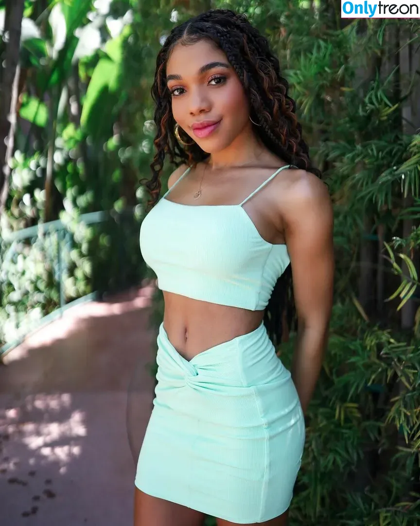 Teala Dunn nude photo #0085 (tlyteala / ttlyteala)