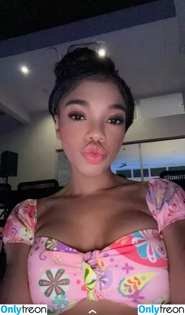 Teala Dunn nude photo #0128 (tlyteala / ttlyteala)