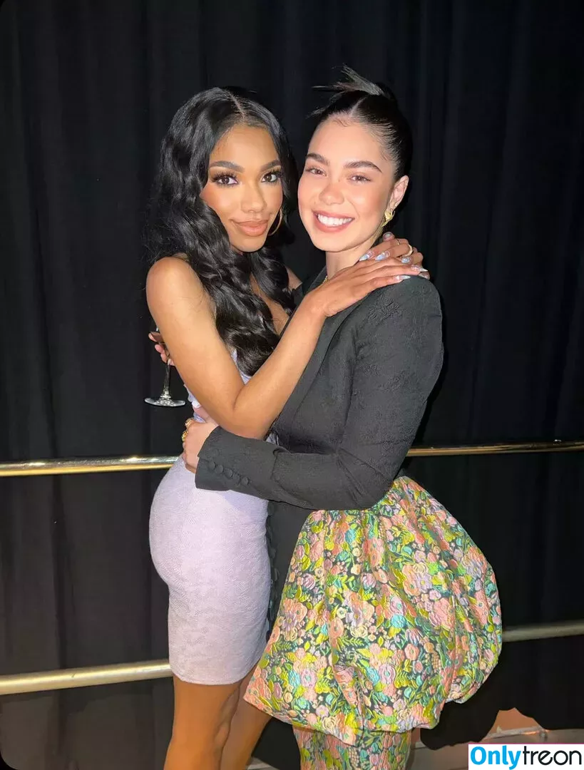 Teala Dunn nude photo #0164 (tlyteala / ttlyteala)