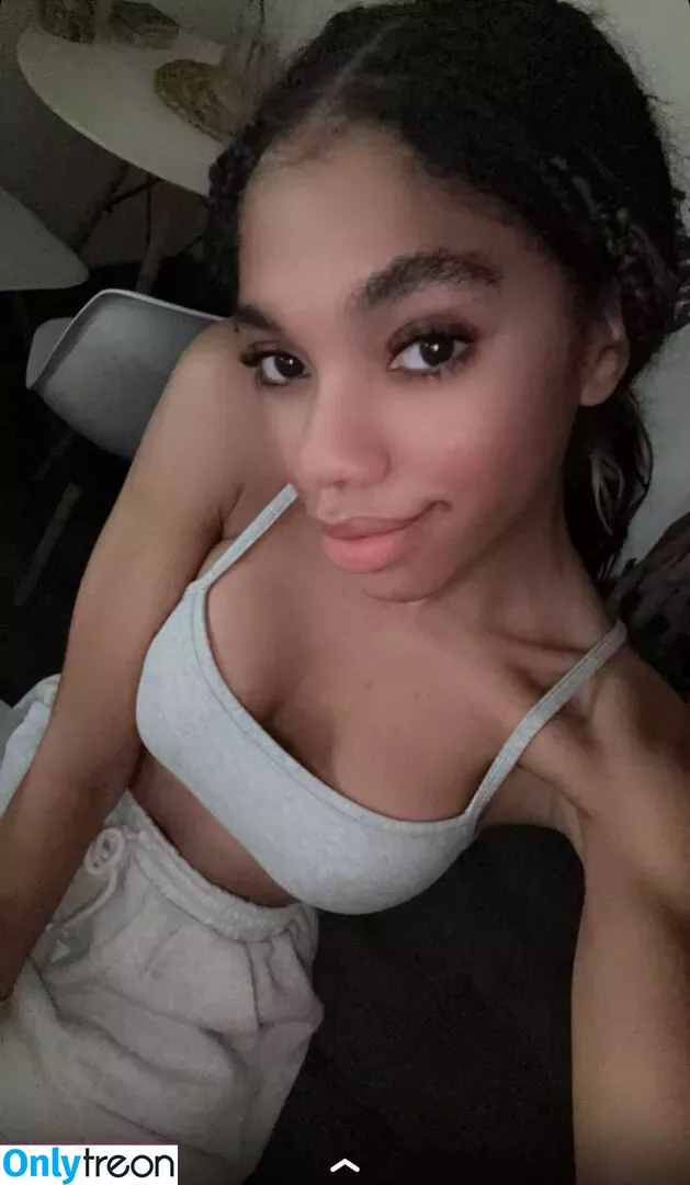 Teala Dunn nude photo #0207 (tlyteala / ttlyteala)