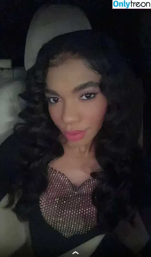 Teala Dunn nude photo #0501 (tlyteala / ttlyteala)