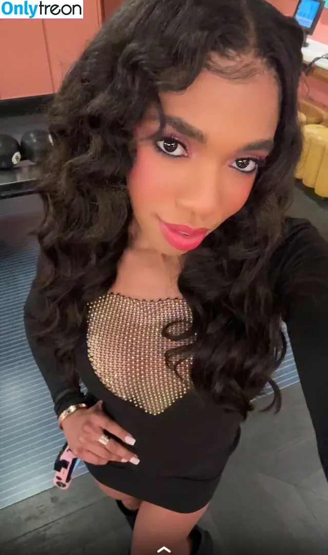 Teala Dunn nude photo #0506 (tlyteala / ttlyteala)