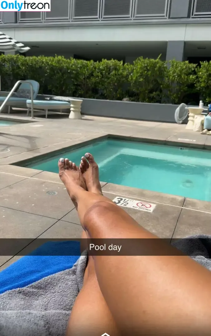 Teala Dunn nude photo #0509 (tlyteala / ttlyteala)