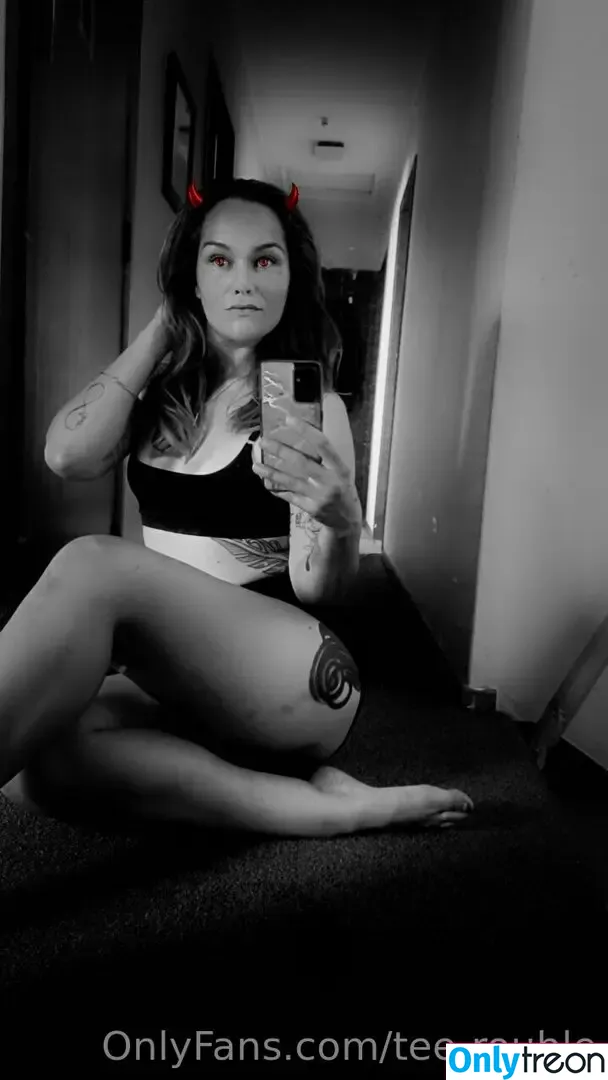 tee-rouble nude photo #0067 (desairablepeachxx)