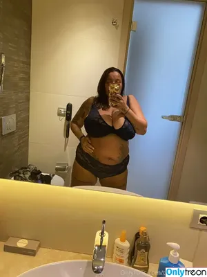 terrijaneofficial / tjglamour_1 nude photo #0200