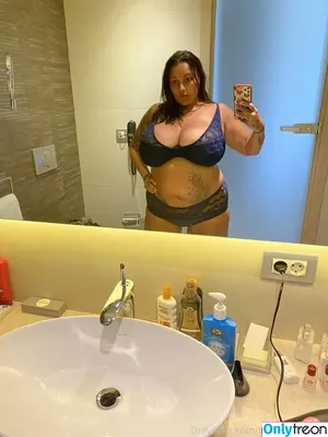 terrijaneofficial / tjglamour_1 nude photo #0202