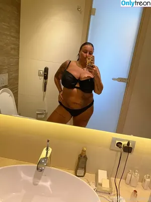 terrijaneofficial / tjglamour_1 nude photo #0242