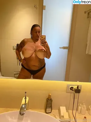 terrijaneofficial / tjglamour_1 nude photo #0243