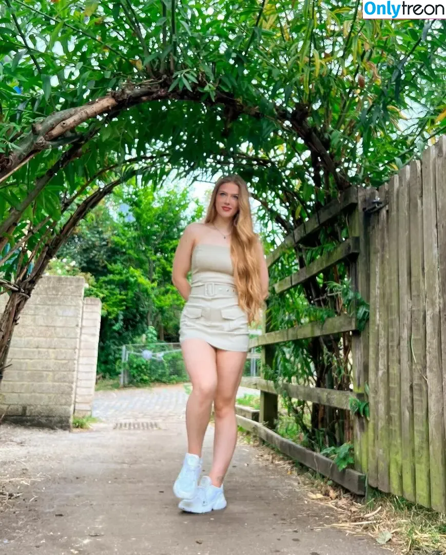 tessa.bear nude photo #0016 (Tessa Mcquire / tessa.mcguire / tessroseb)