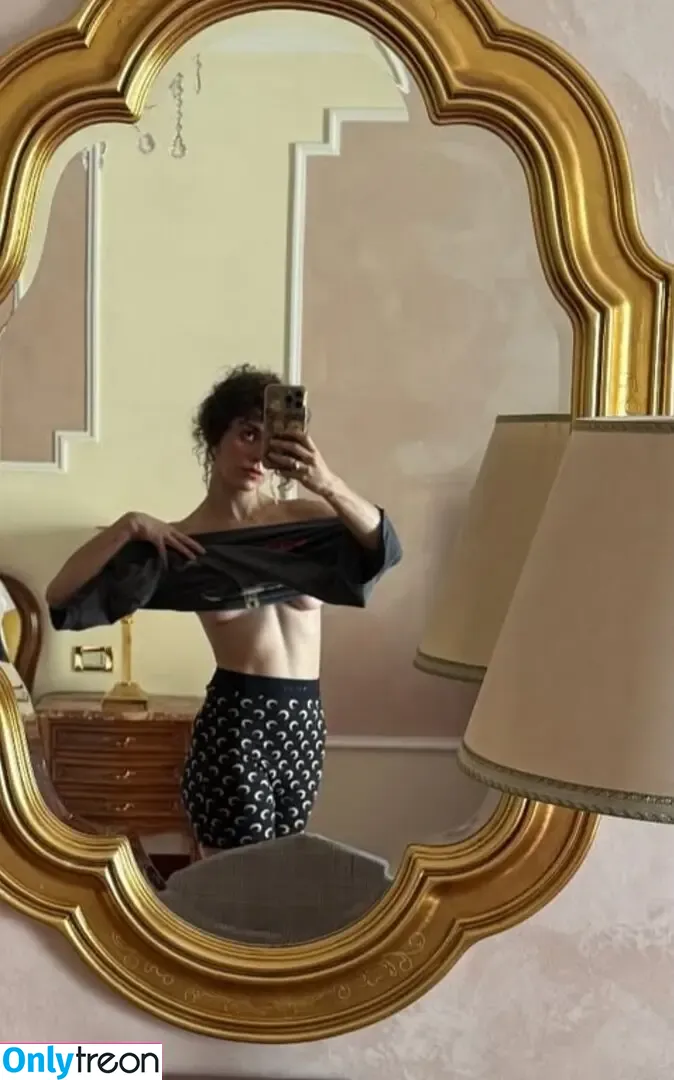 Tessa Ia nude photo #0048 (tessaurusrex)