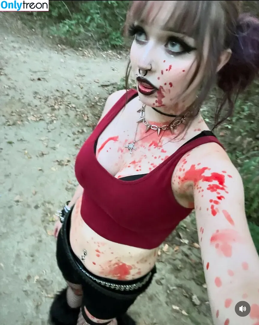 tessaisdumb nude photo #0016 (tessaisdumblol / ttessaxx)