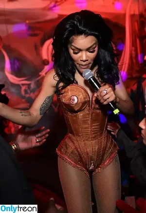 Teyana Taylor / TEYANATAYLOR nude photo #0292