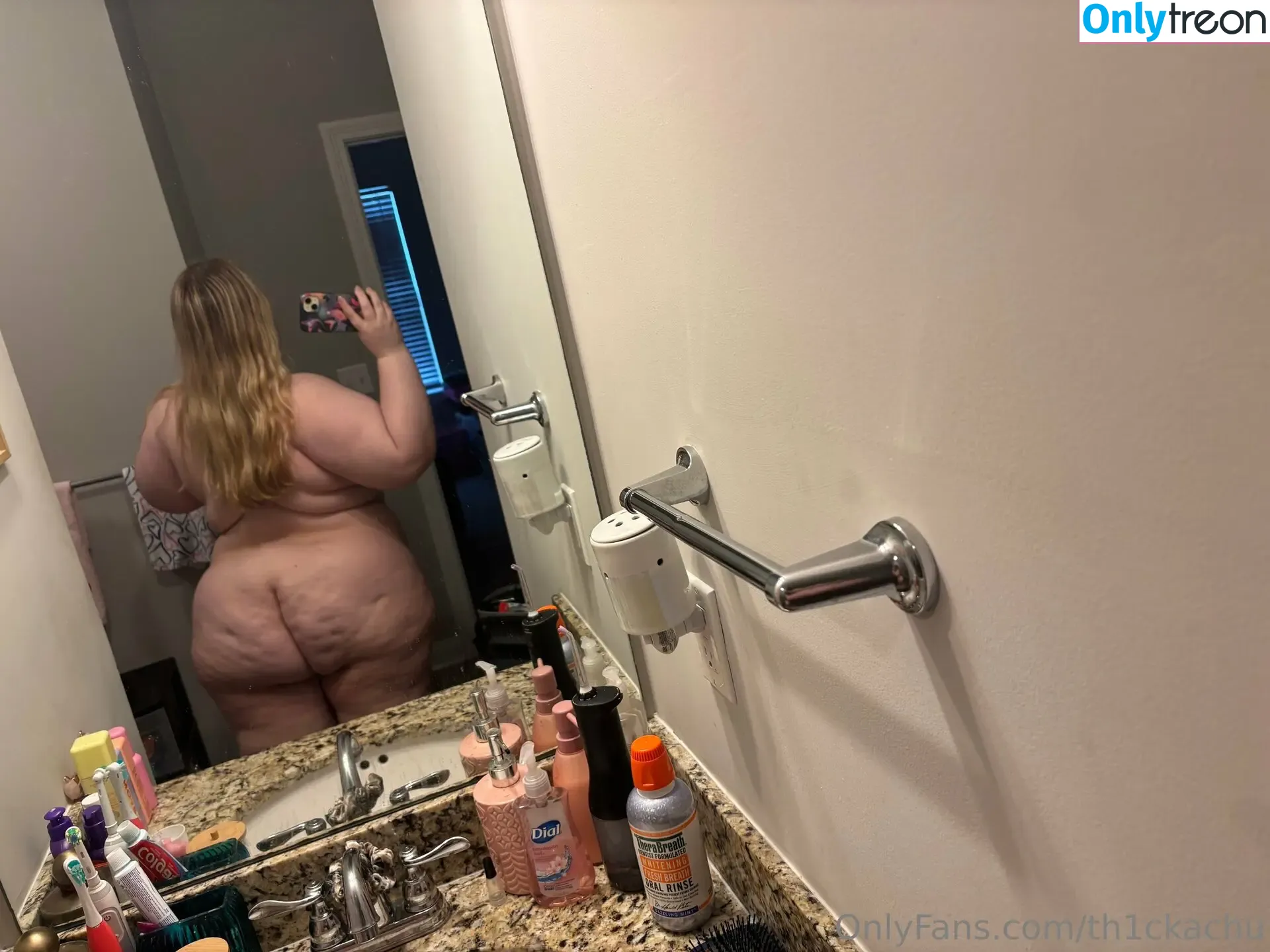 th1ckachu nude photo #0002 (th1ckachu)