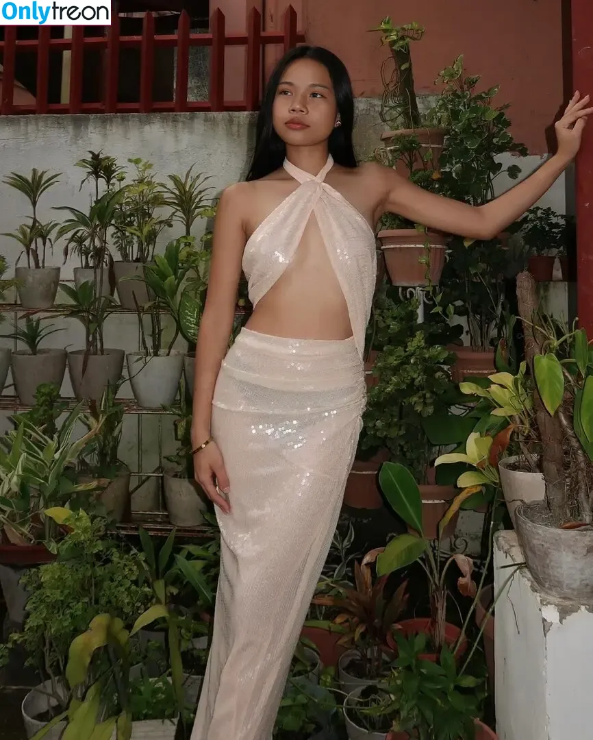 ThaiAndFrench nude photo #0025 (yadavillaret)