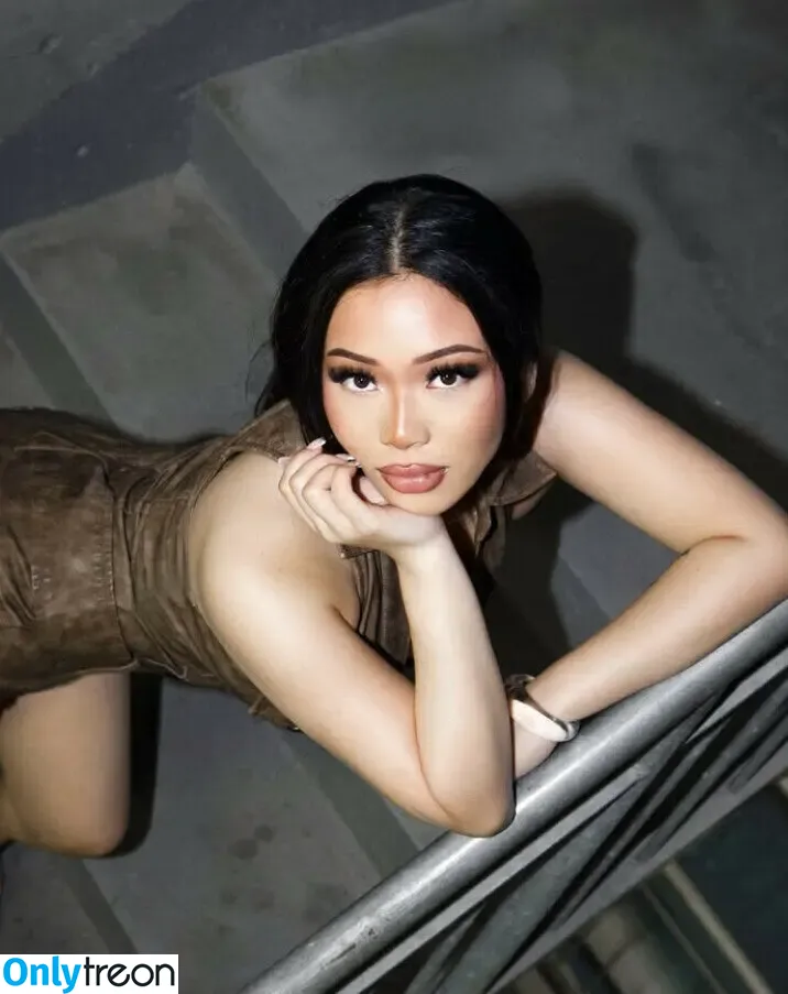 Thailiian nude photo #0257 (Jennifer Tran)
