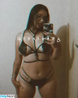Thainara Azeredo / thainara_azeredo044 nude photo #0003