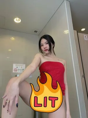 Thanh Nhen / nhennhensohott / th.nhen nude photo #0084