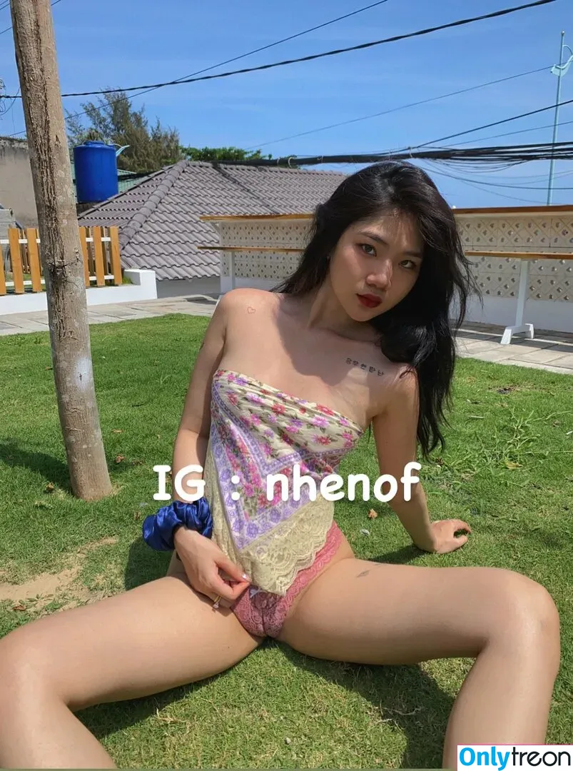 Thanh Nhen nude photo #0061 (nhennhensohott / th.nhen)