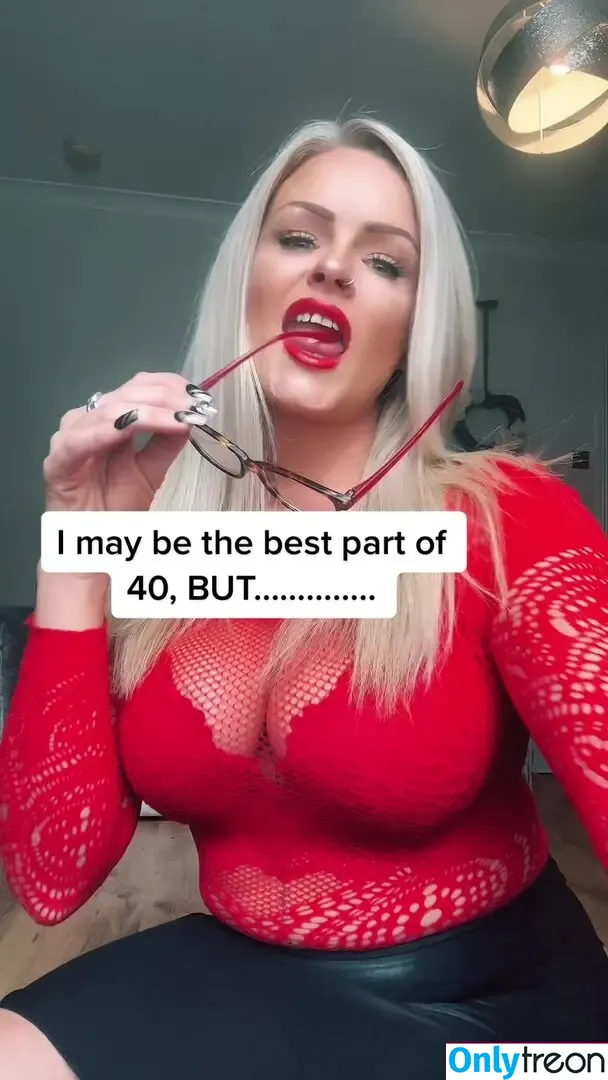 that_blonde_niki nude photo #0022 (thatblondeniki69)