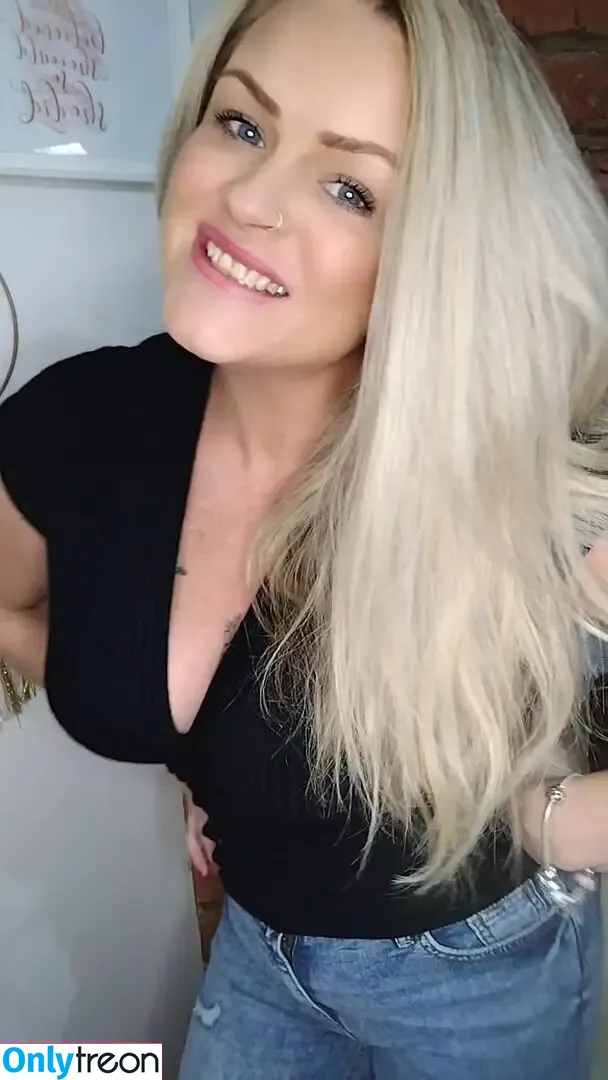 that_blonde_niki nude photo #0040 (thatblondeniki69)