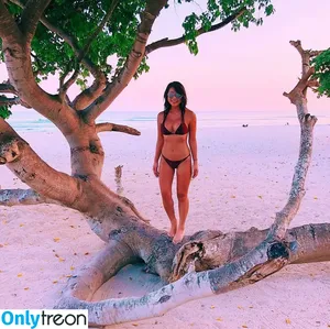 That Jenn Girl / Jennifer Chiu / jenn_l / thatjenngirl / thatjennngirl nude photo #0015