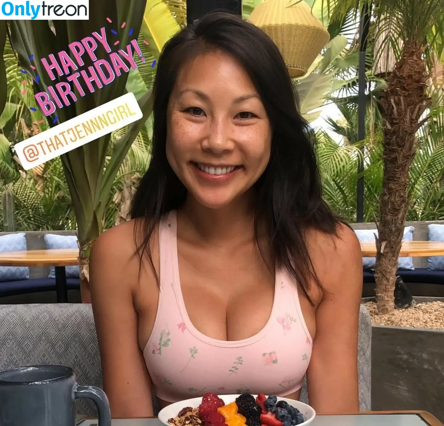 That Jenn Girl nude photo #0023 (Jennifer Chiu / jenn_l / thatjenngirl / thatjennngirl)