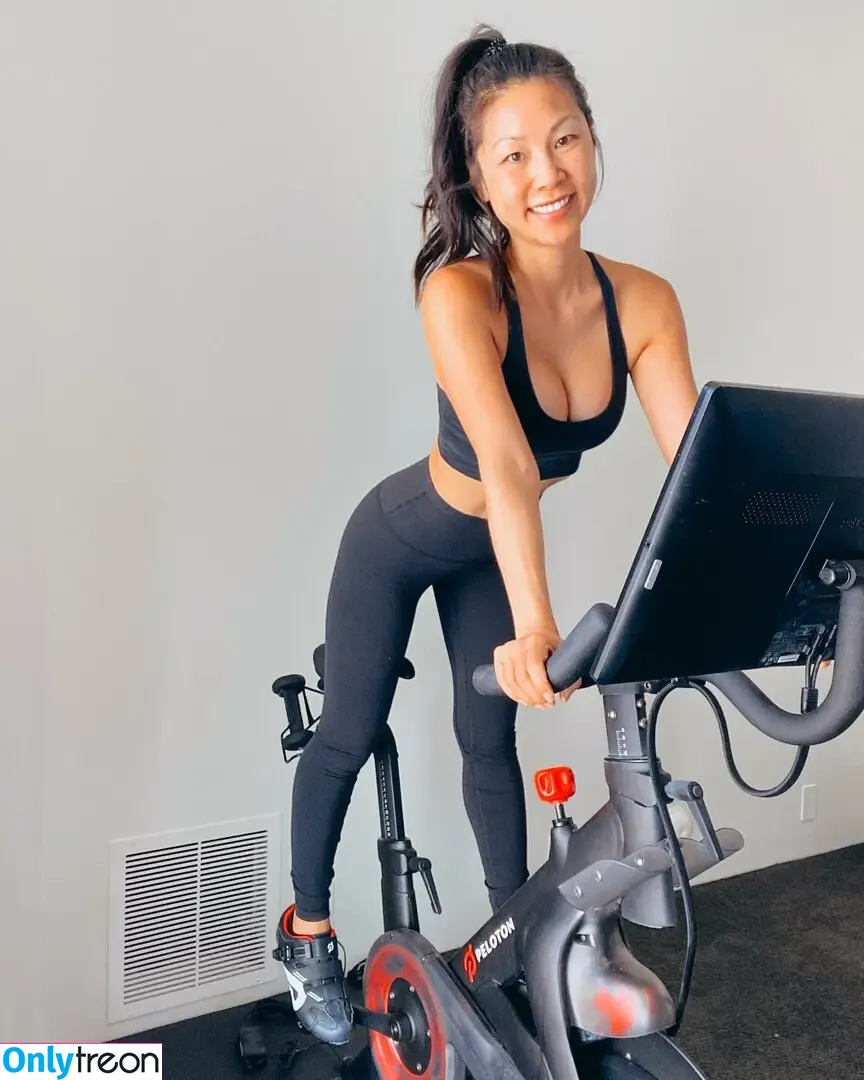 That Jenn Girl nude photo #0053 (Jennifer Chiu / jenn_l / thatjenngirl / thatjennngirl)