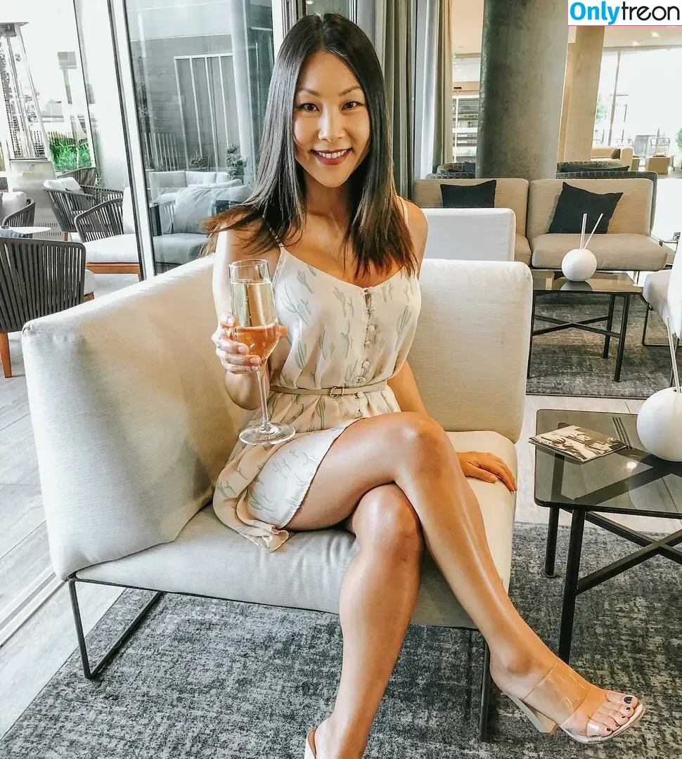That Jenn Girl nude photo #0139 (Jennifer Chiu / jenn_l / thatjenngirl / thatjennngirl)