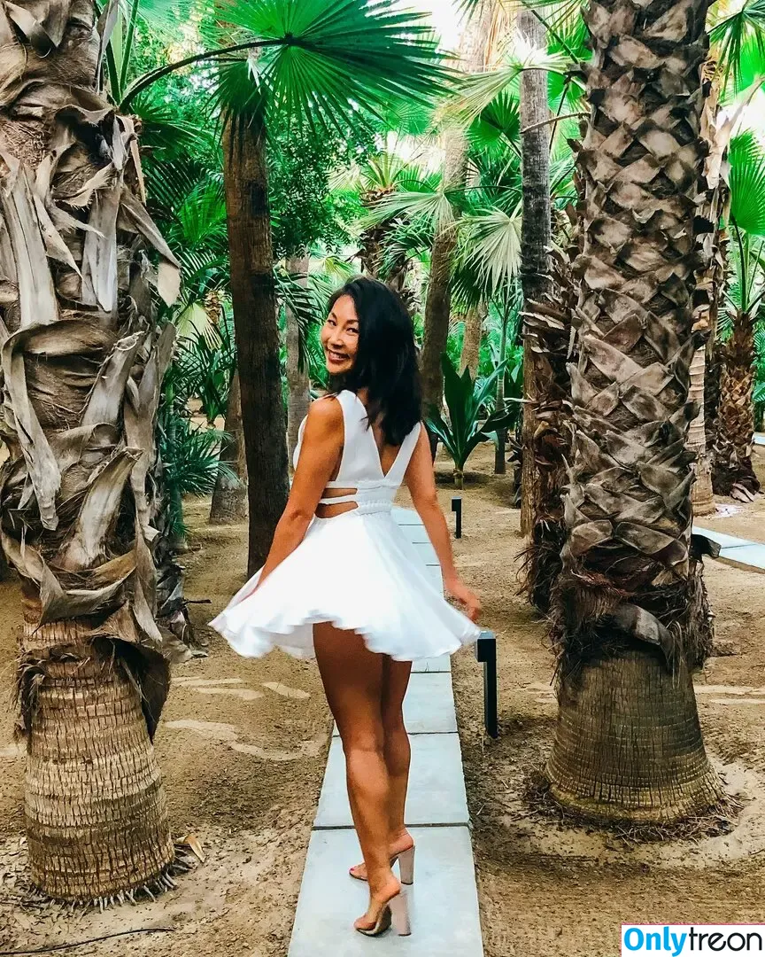That Jenn Girl nude photo #0145 (Jennifer Chiu / jenn_l / thatjenngirl / thatjennngirl)