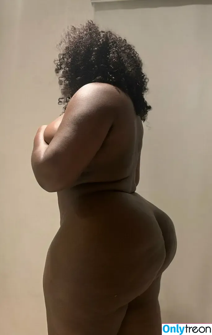 thatbootythox nude photo #0005 (thatbootythox)