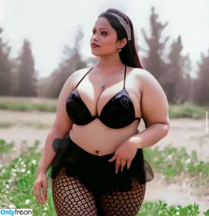 Thatmalluchic / Bindyamol Karuvan / that_mallu_chic nude photo #0002