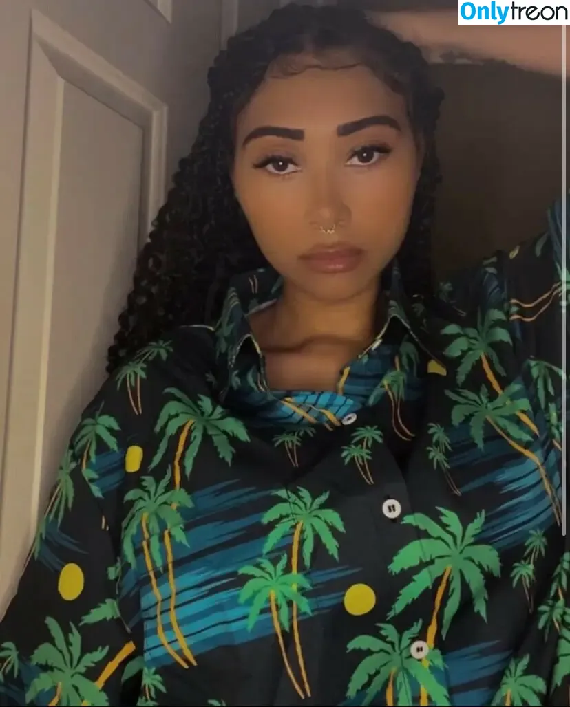 thatsjassie nude photo #0005 (sassyjessi)