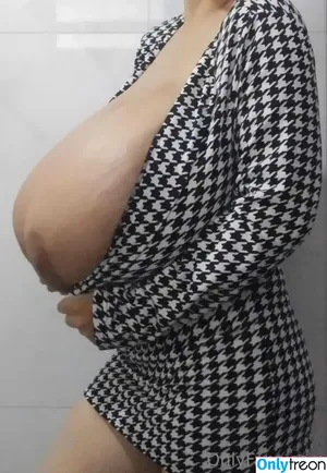 Thaynara Marcondes / francieleduque / thaymarcondes / thaynara_marcondes nude photo #0027