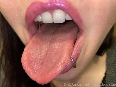 the-goddess-clue / theg0dd3ssclue nude photo #0086