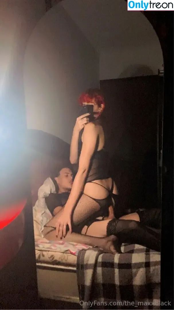 the_maxxblack nude photo #0001 (officialmaxblack)
