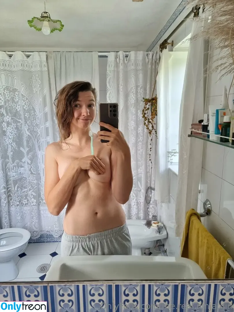 the.real.ninja.girl nude photo #0214 (ninja_natalie)