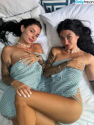 The Sereno Twins / theserenotwins nude photo #0003