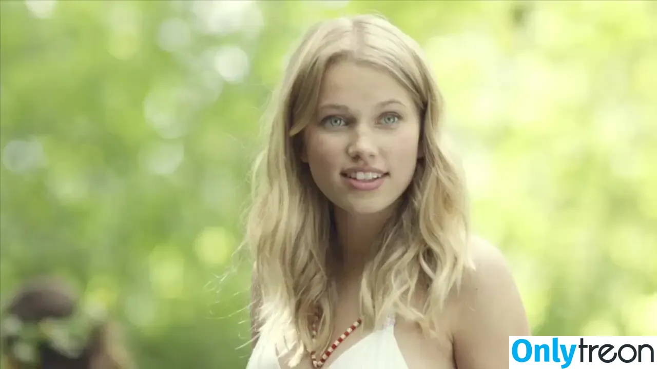 Thea Sofie nude photo #0020 (Thea Sofie)