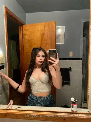 thebaddestkaylee / baddest.kayrose nude photo #0190