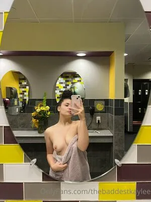 thebaddestkaylee / baddest.kayrose nude photo #0217