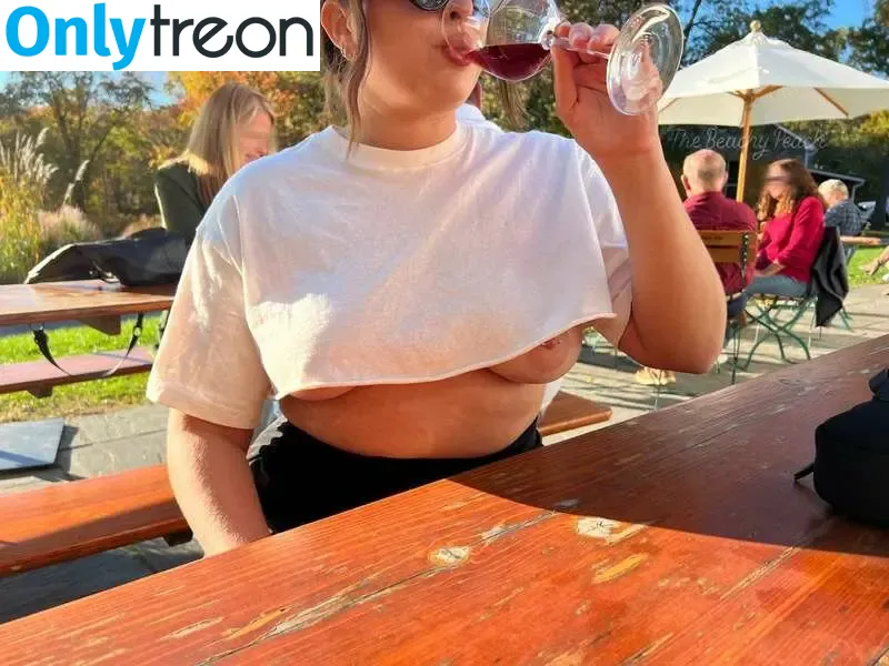 thebeachypeach nude photo #0056 (thebeachypeachy)
