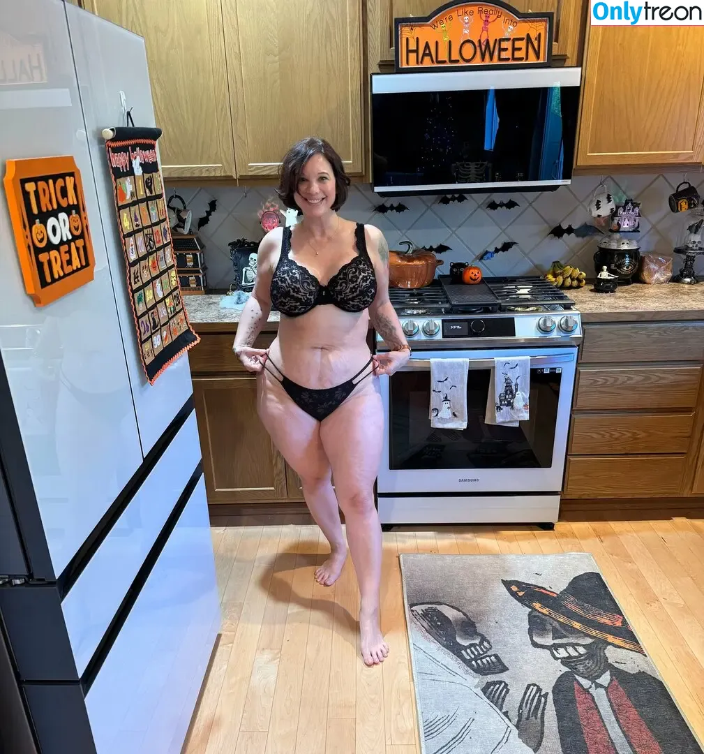 thebrittanyxoxo nude photo #0042 (brittanyelizabethxoxo)