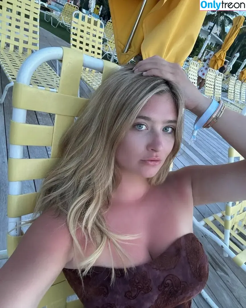 thecourtneynextdoor nude photo #0022 (Thecourtneynex1)