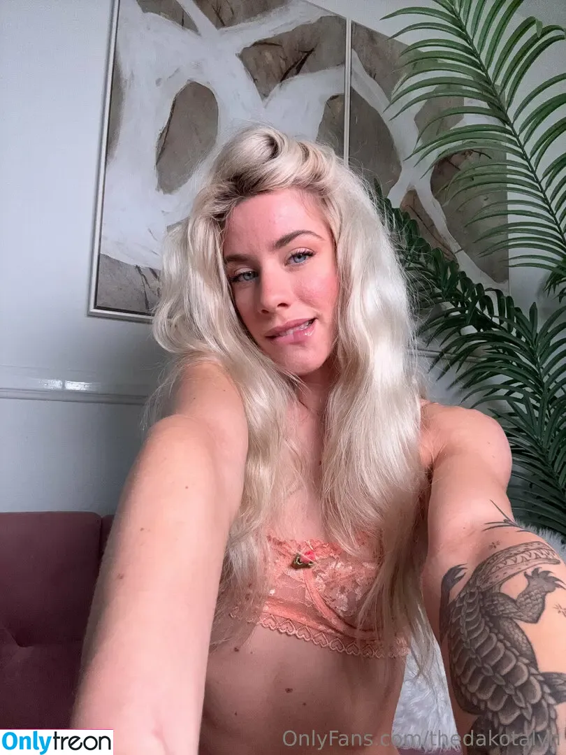 thedakotalyn nude photo #0293 (thedakotalyn)