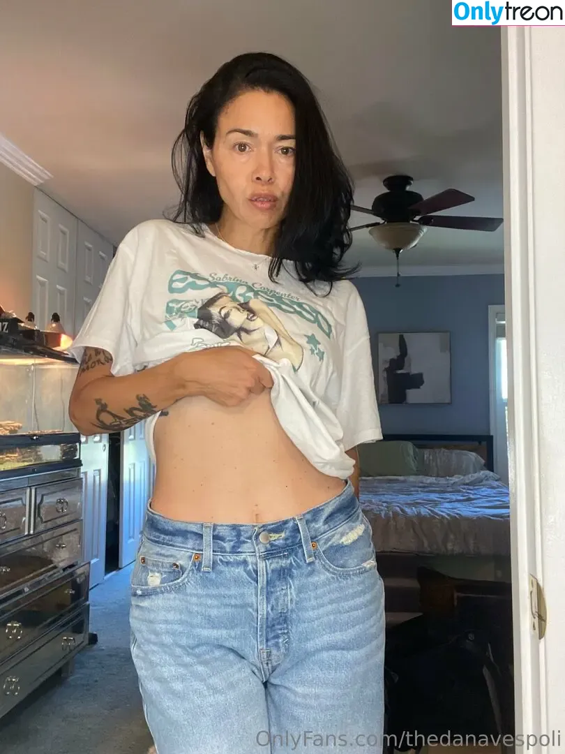 thedanavespoli nude photo #0222 (realdanavespoli)