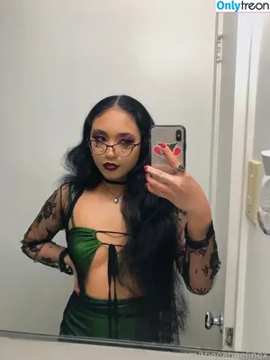  nude photo #0002